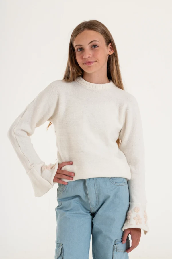Sweater tejido con las mangas bordadas Fabia - Imagen 4