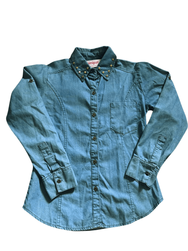 Camisa Rio con apliques en el cuello