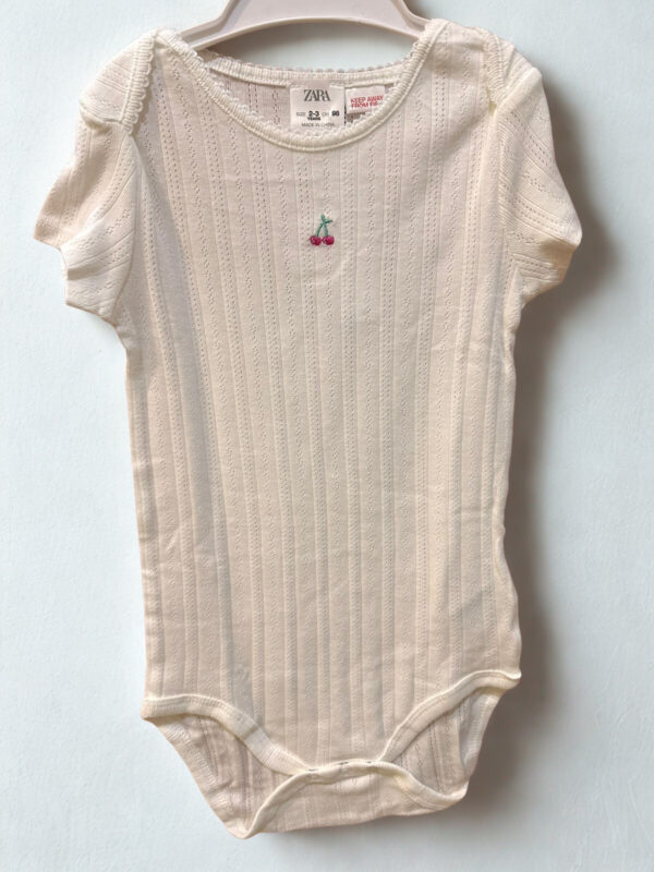 Body cherry Zara manga corta