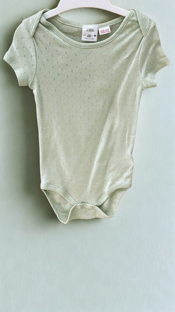 Body Verde Zara manga corta