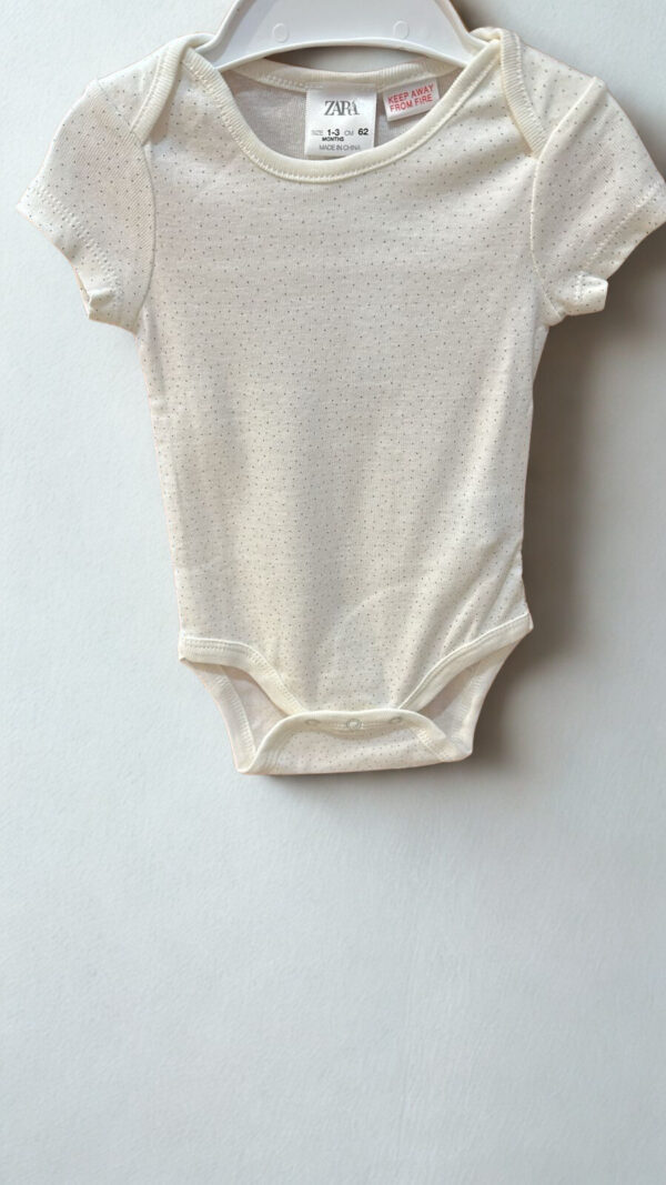 Body Inifinito Zara manga corta