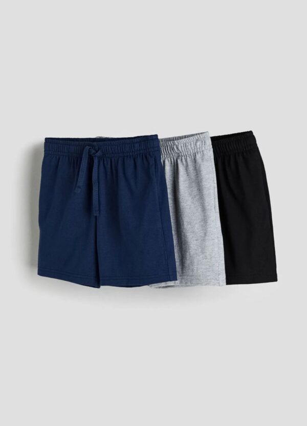 Short ideal colegio by H&M
